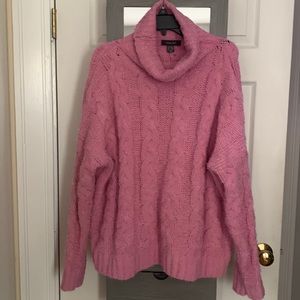 Cable sweater new with out tags